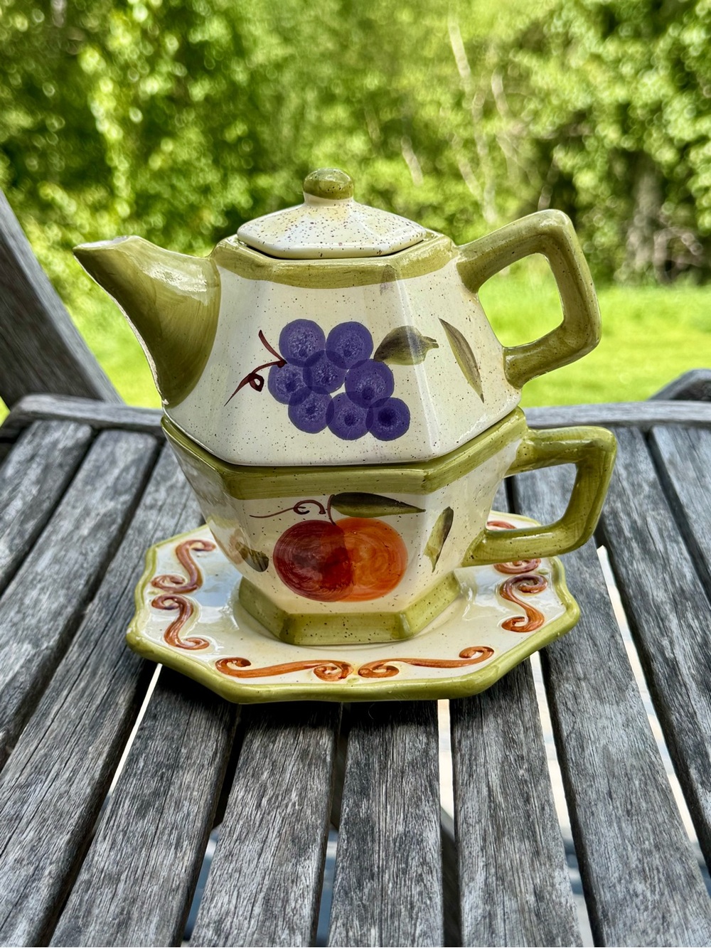 Green Hand-Painted Ceramic Tea-for-One Set with Fruit Motif